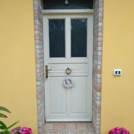 Holiday home Casavacanze Peperosa
